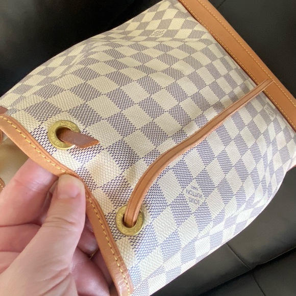 Louis Vuitton GM Azur Noe - Picture 14 of 14